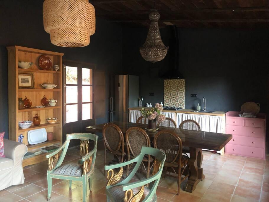 Casa Rural En El Campo Las Dalias Tordera Exteriör bild